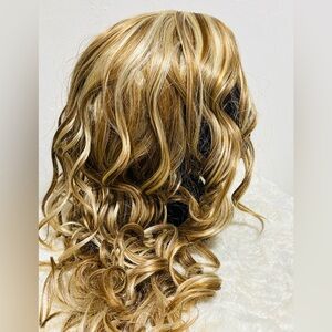Troika International Long Wavy Celebrity Synthetic Lace  Blonde Natural Wig